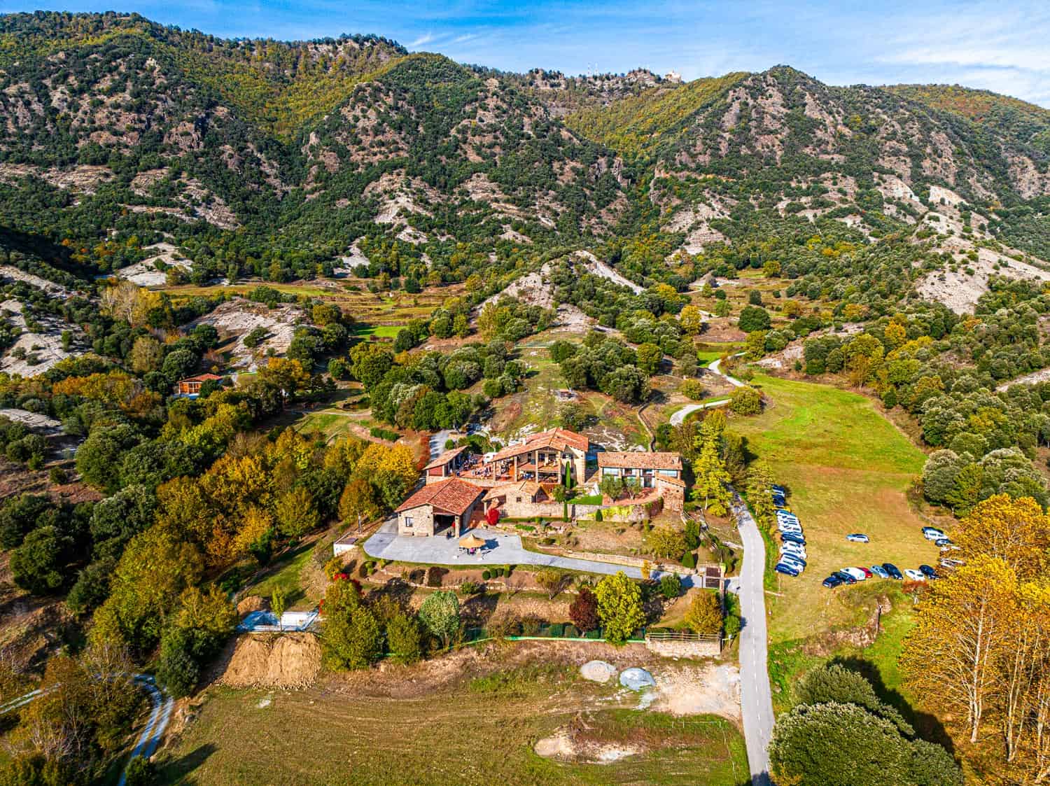 vistas hotel rural con barbacoa