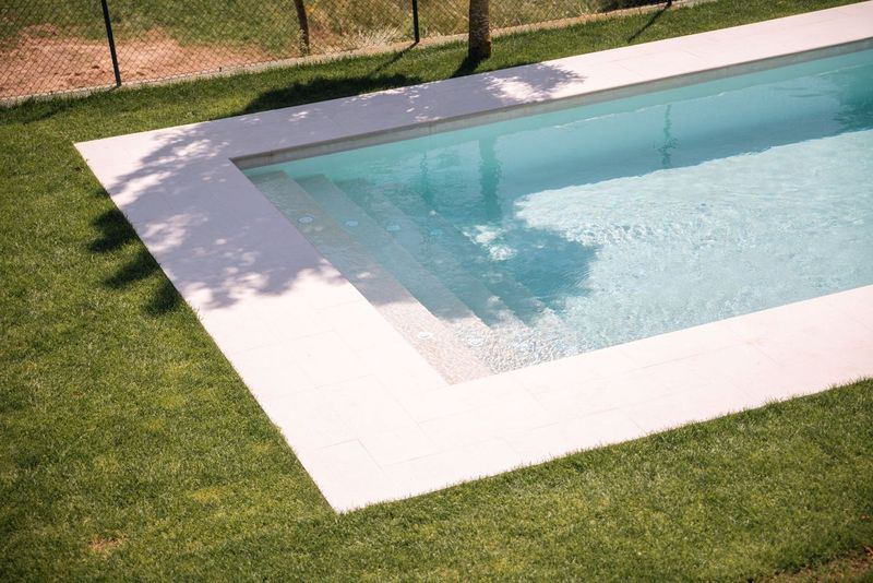 piscina hotel rural