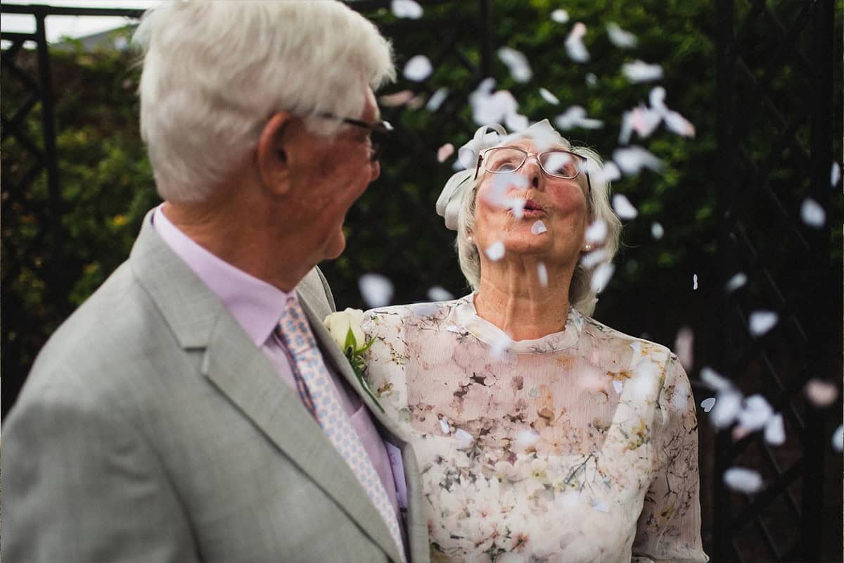 Escapada romántica en un entorno rural para celebrar un aniversario de bodas