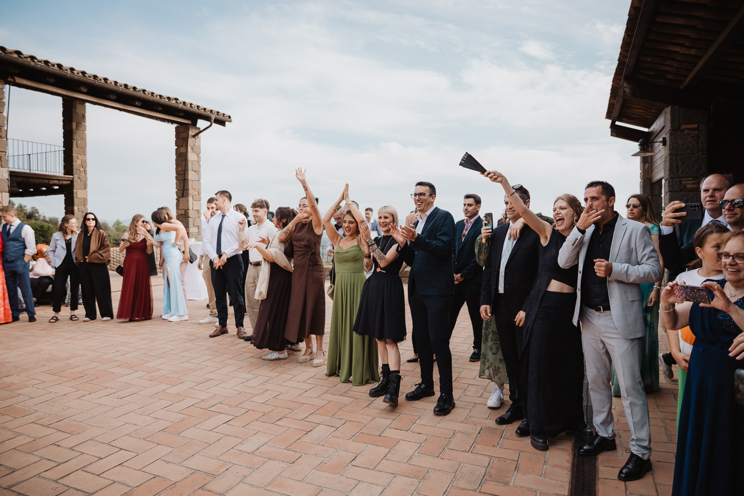 Espacios exteriores para bodas en septiembre Espacio exterior preparado para una boda en septiembre